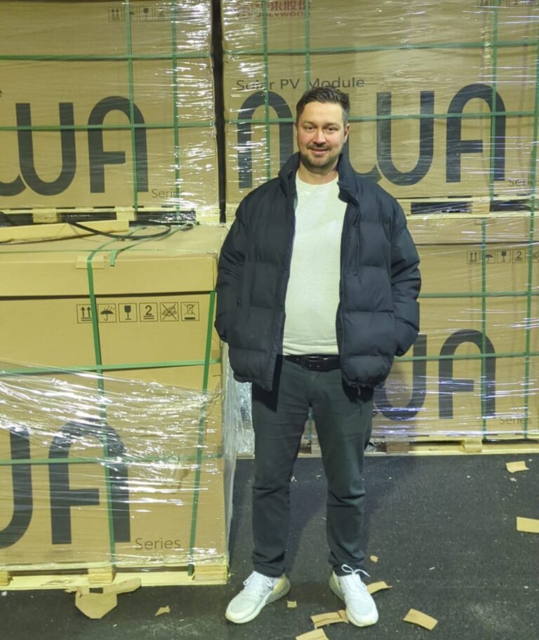 Eduard von Swiss Sun Concept GmbH zuständig für den Einkauf und die Planung